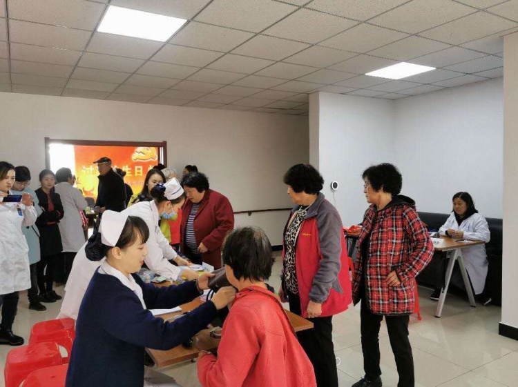 http://image.qingk.cn/image/zsxyk/77bf1c558403492f9463f477660d62b1.jpg