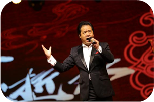 声乐演员刘扬