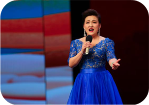声乐演员龚俊莉