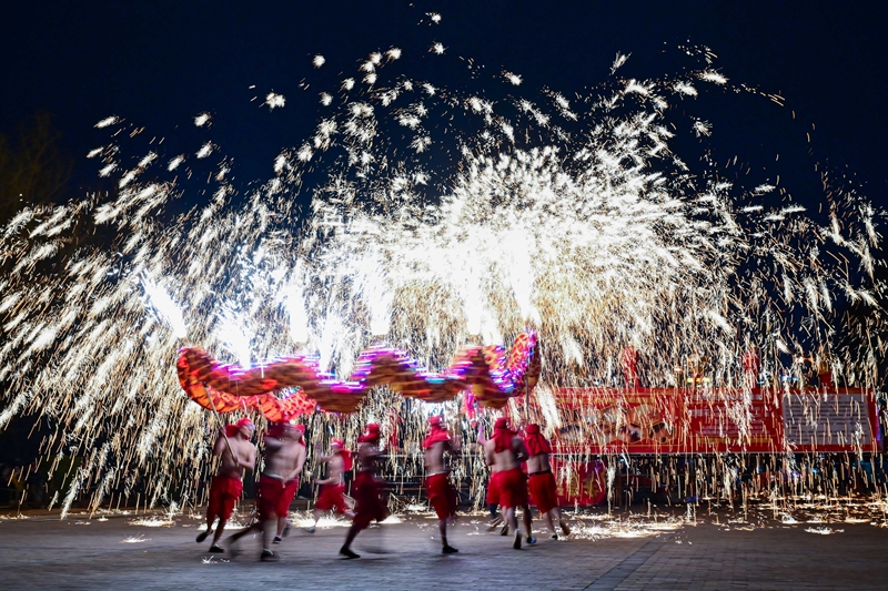 https://www.gov.cn/yaowen/liebiao/202501/W020250101807697874756_ORIGIN.jpg