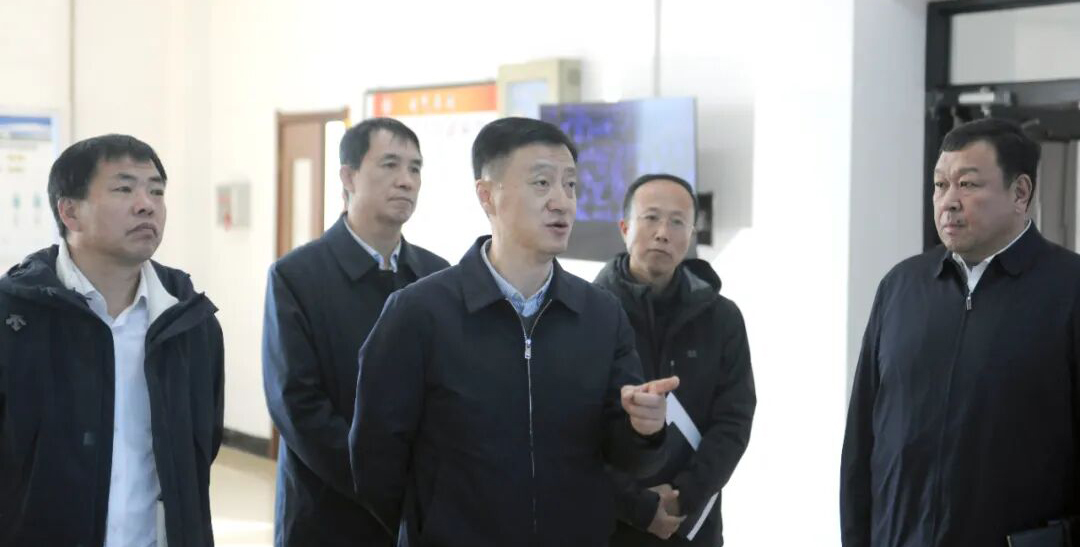 姚华明在调研我市供热准备工作时强调：提升供暖保障能力 确保市民温暖过冬