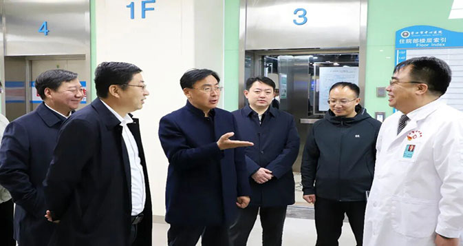 李军调研民生实事项目