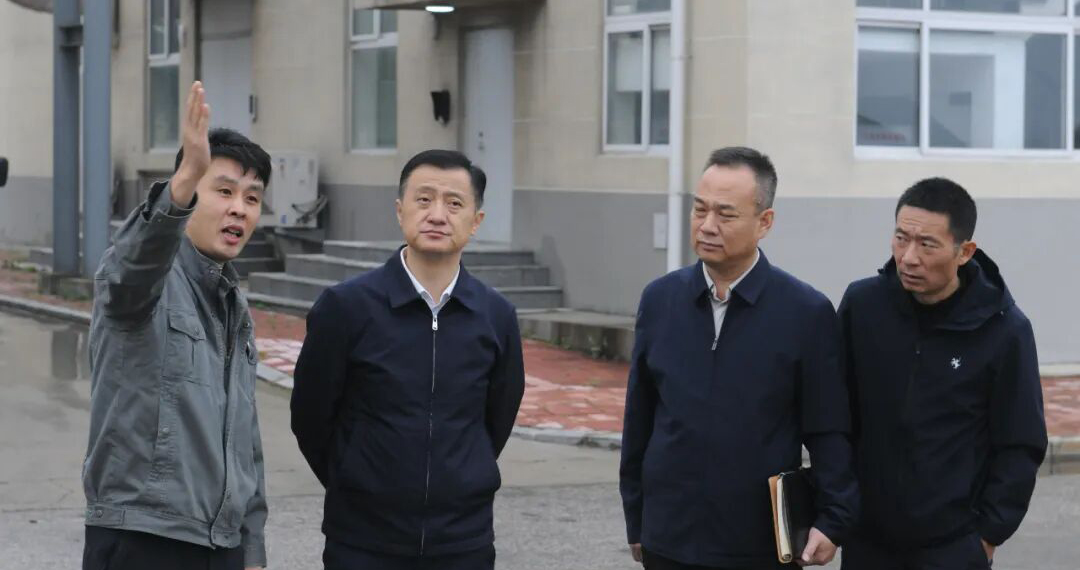 姚华明调研“十五五”规划编制工作并召开座谈会