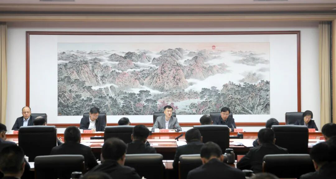 市委常委会（扩大）会议召开