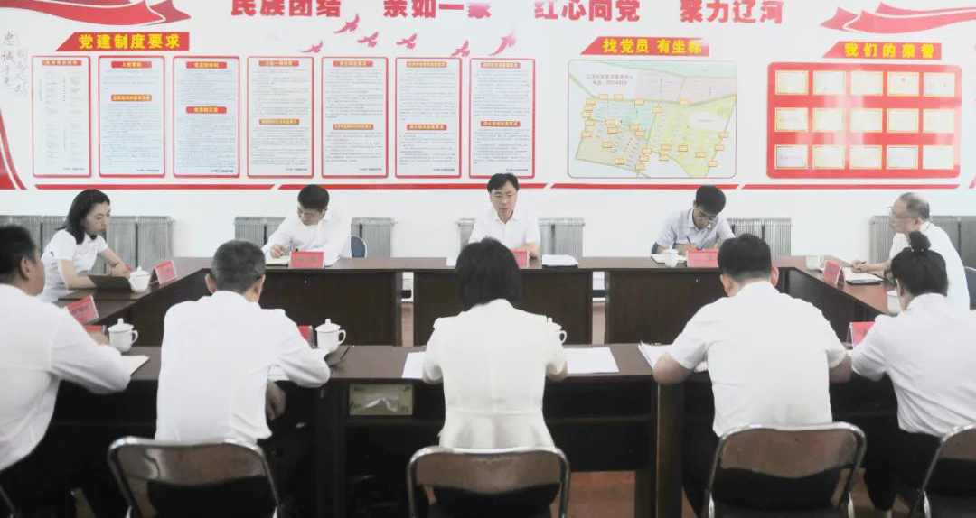 李军到西市区辽河社区讲授深入贯彻中央八项规定精神学习教育专题党课